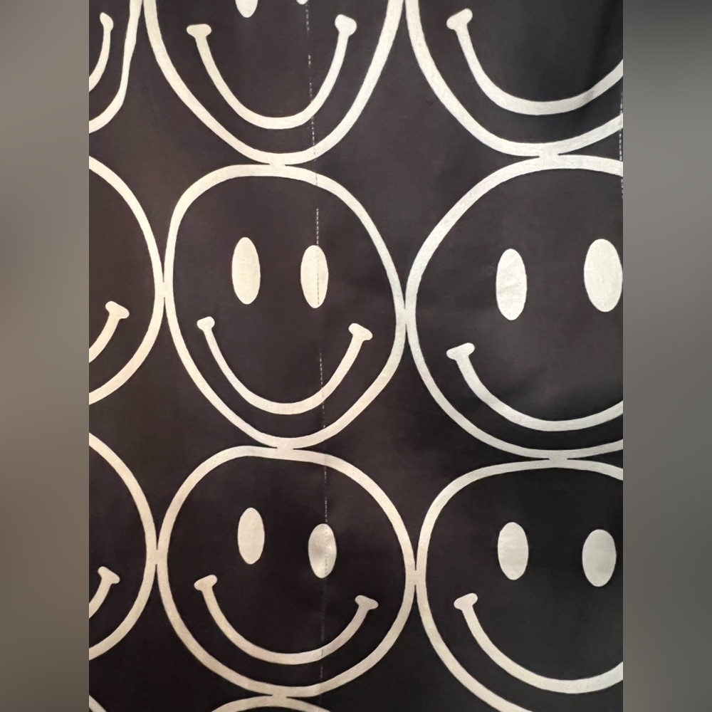Dressed in Lala Smiley Face Midi Pencil Skirt Black and White Medium - Picture 7 of 8